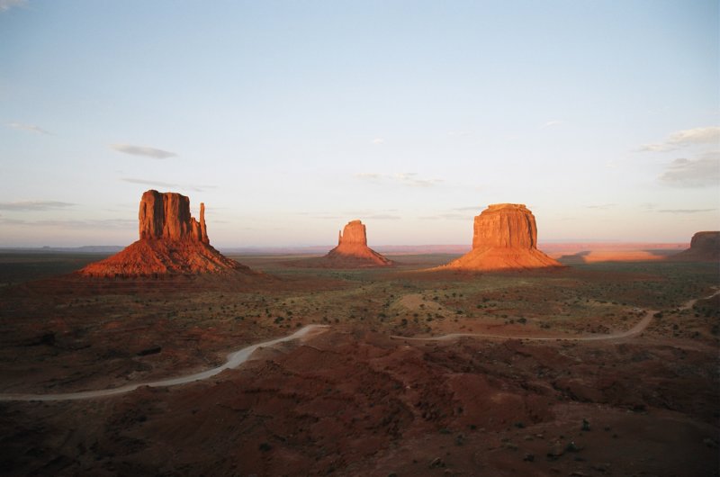 ombrerossemonumentvalleynavajotribalpark.jpg